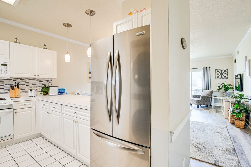 Kitchen | Cooking Basics | Coffee Maker | Toaster Oven | Knife Set