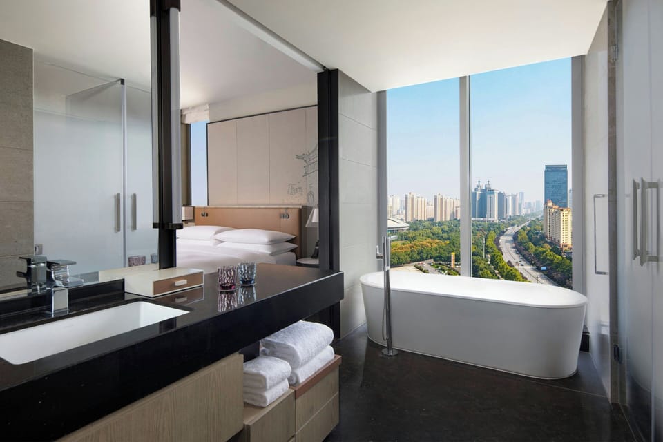 Rainfall showerhead, free toiletries, hair dryer, bathrobes