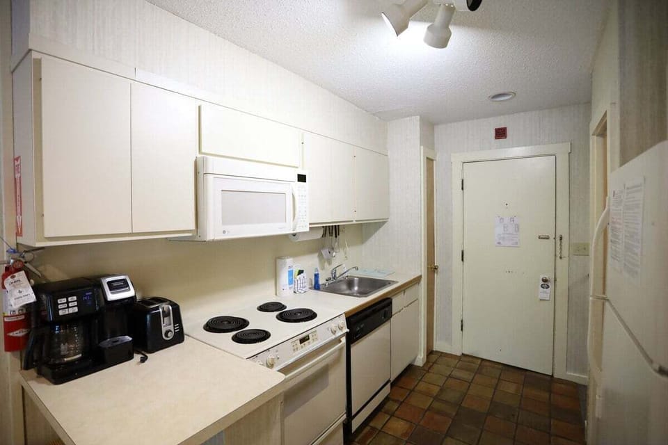 Entryway Kitchen in Townhouse Condo at Waterville Valley