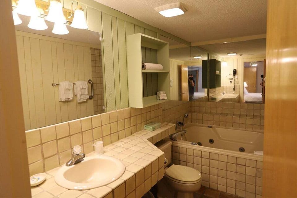 Master Bathroom with Whirlpool Tub in Condo at Waterville Valley