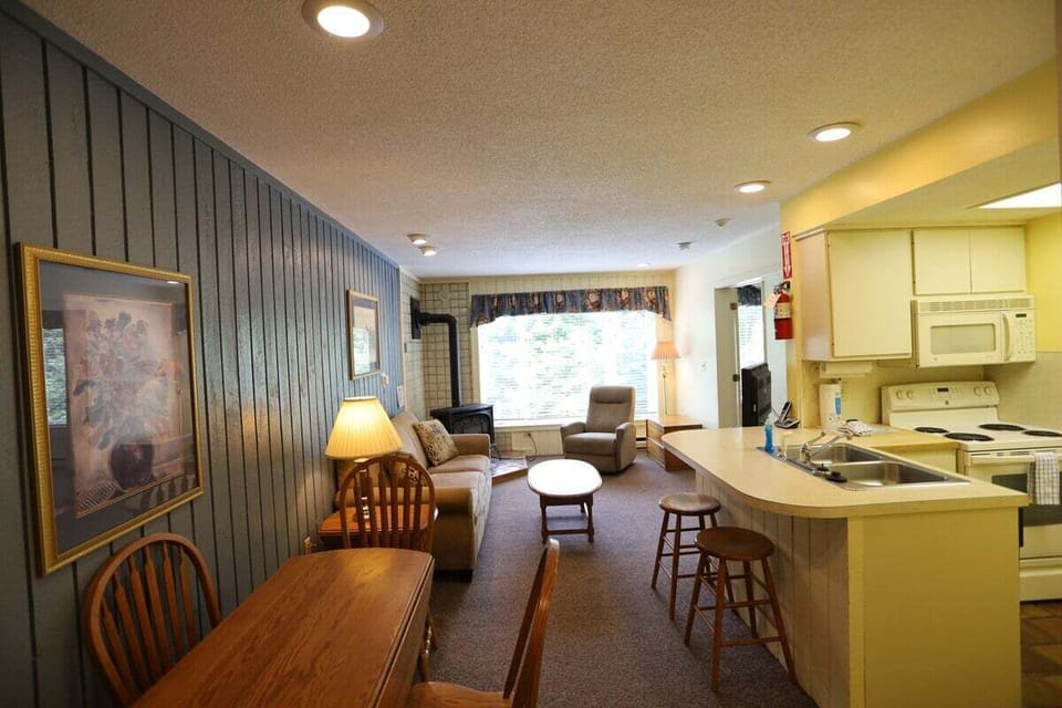 Living Room from Entrance