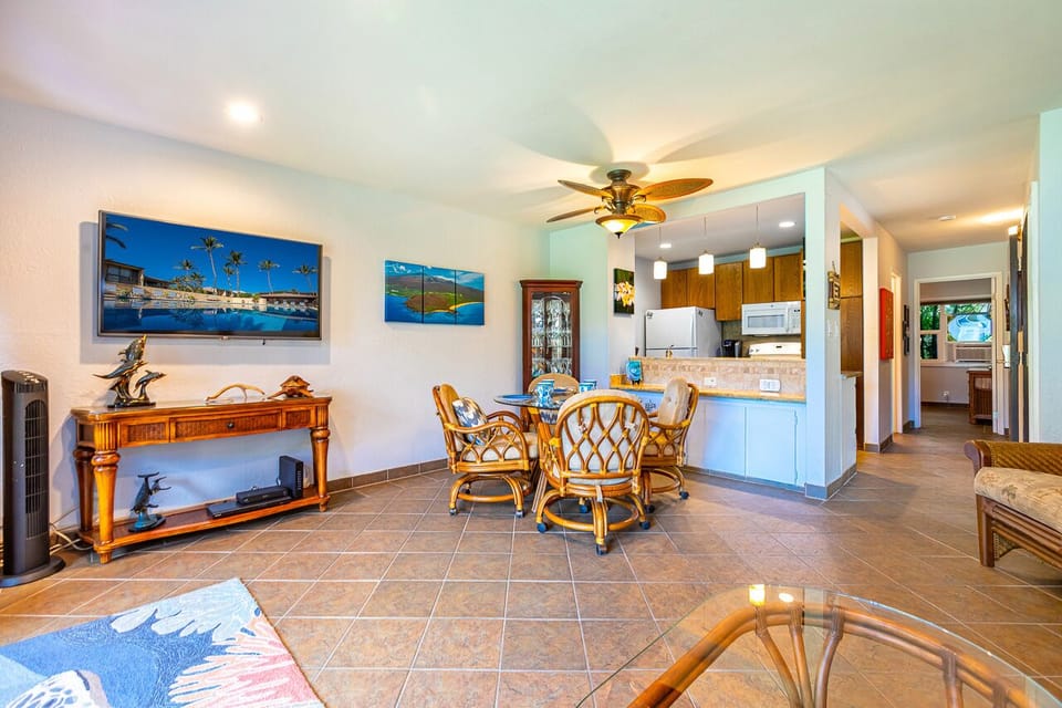 Spacious living room with a flat screen TV