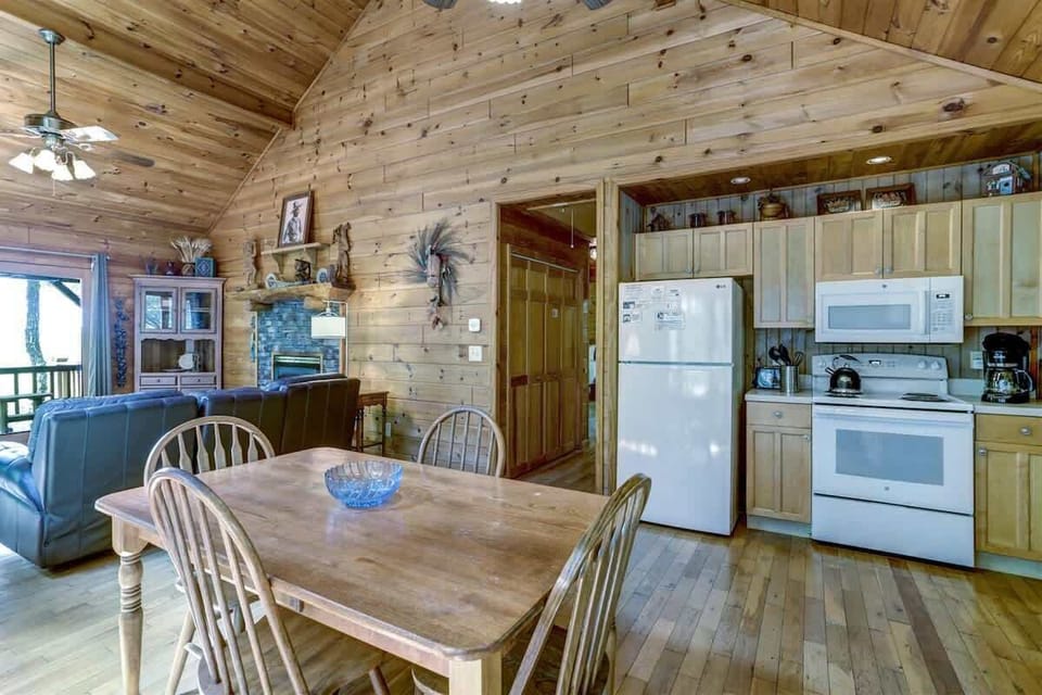 DINING AREA FACING LIVING ROOM