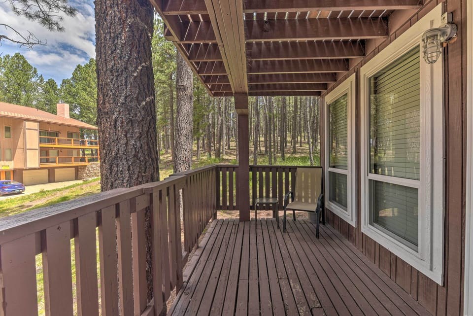 Private Balcony | 1-Story Condo | 462 Sq Ft