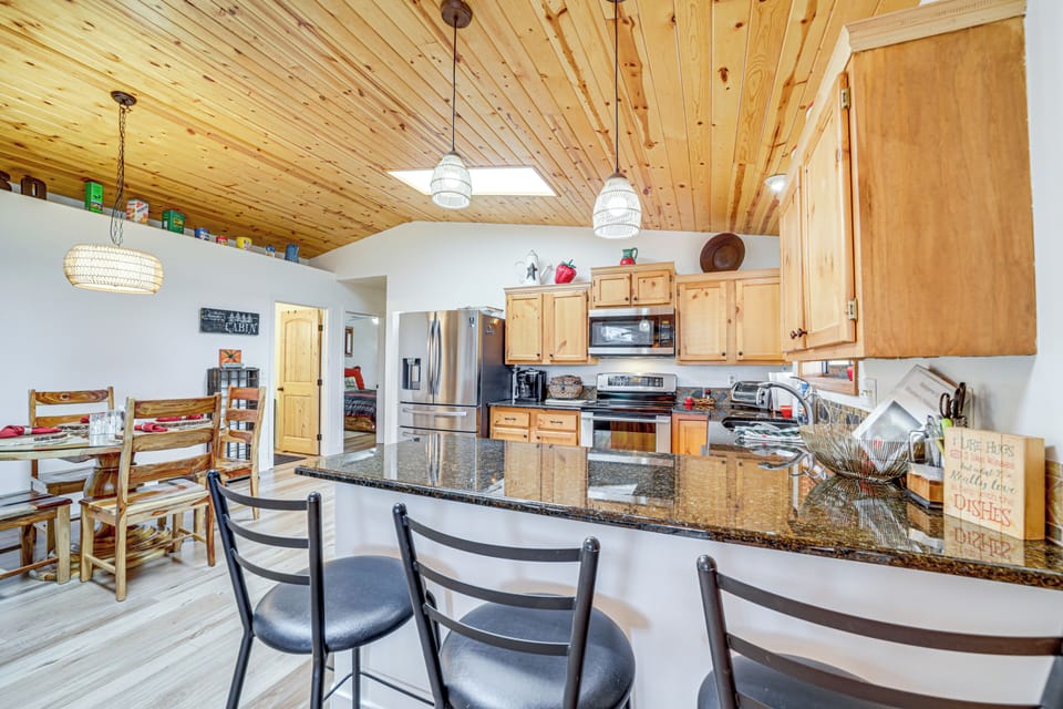 Kitchen | Fully Equipped | Cooking Basics