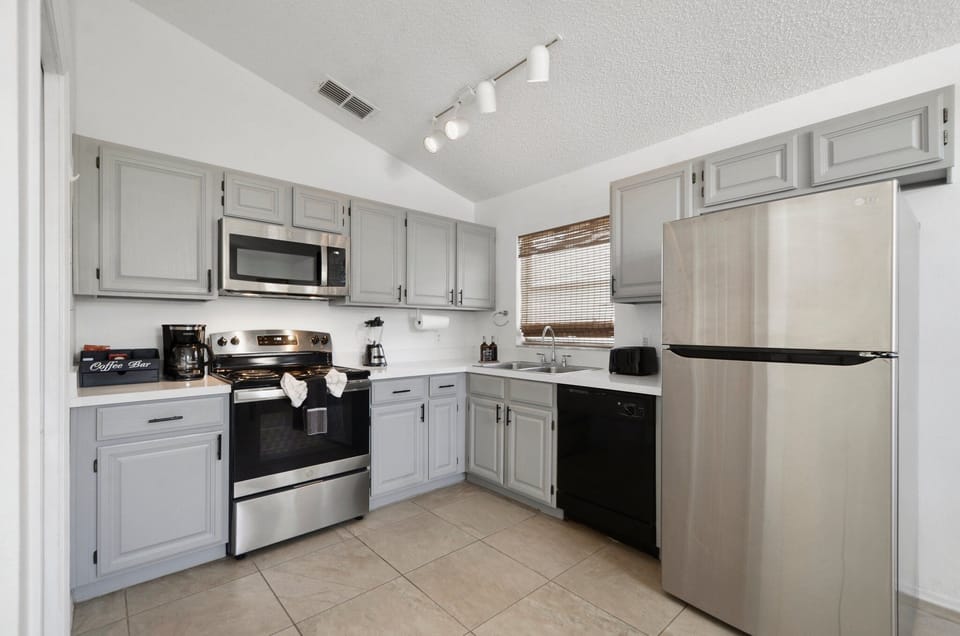 Well appointed kitchen | Stove |  Microwave | Dishwasher | Refrigerator