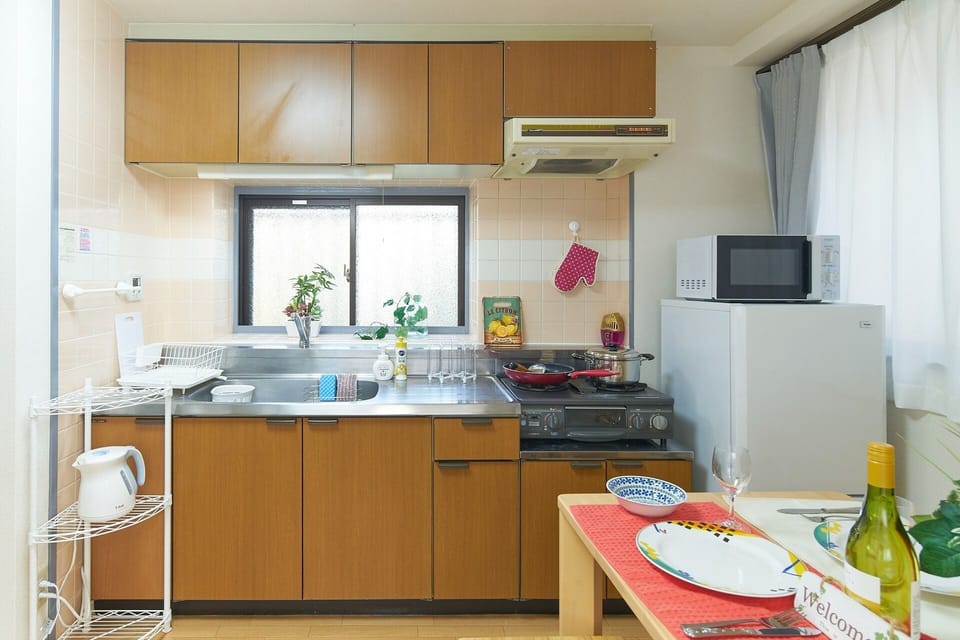 A large and easy-to-use kitchen