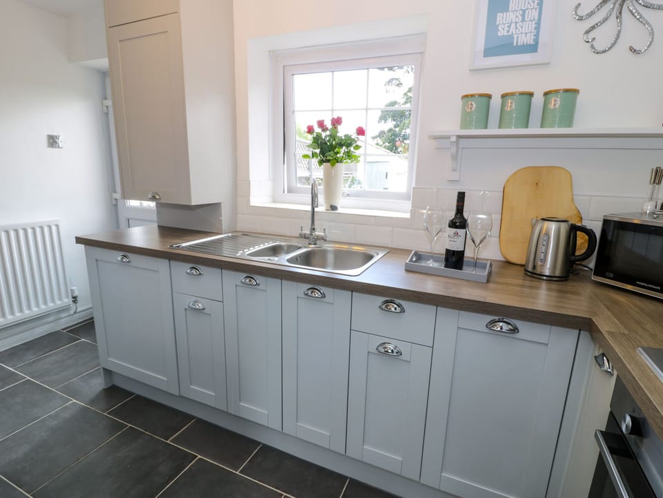 Cottage | Interior