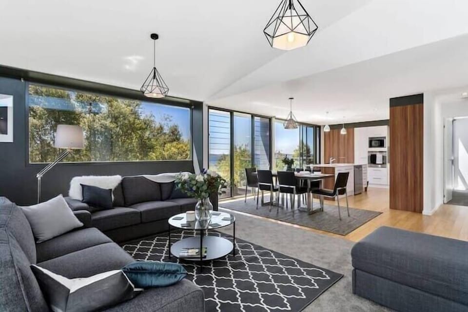 Open and Airey design