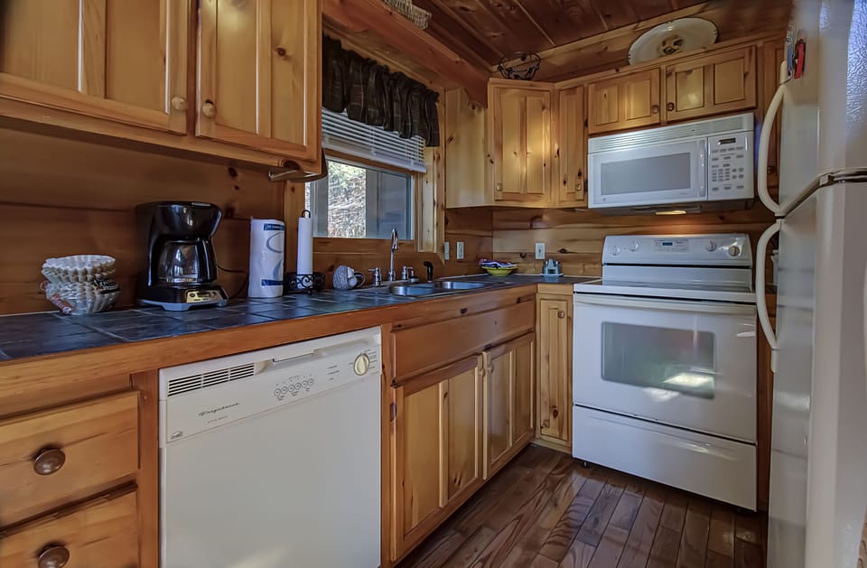 Kitchen 3