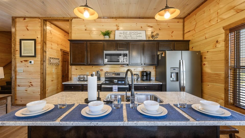 Fully stocked and ready for your inner chef. Whether it’s pancakes or pasta, this kitchen’s got you covered.