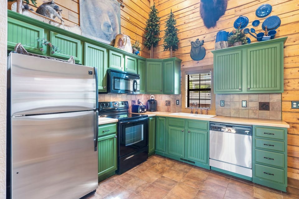 Full Kitchen with Major Appliances