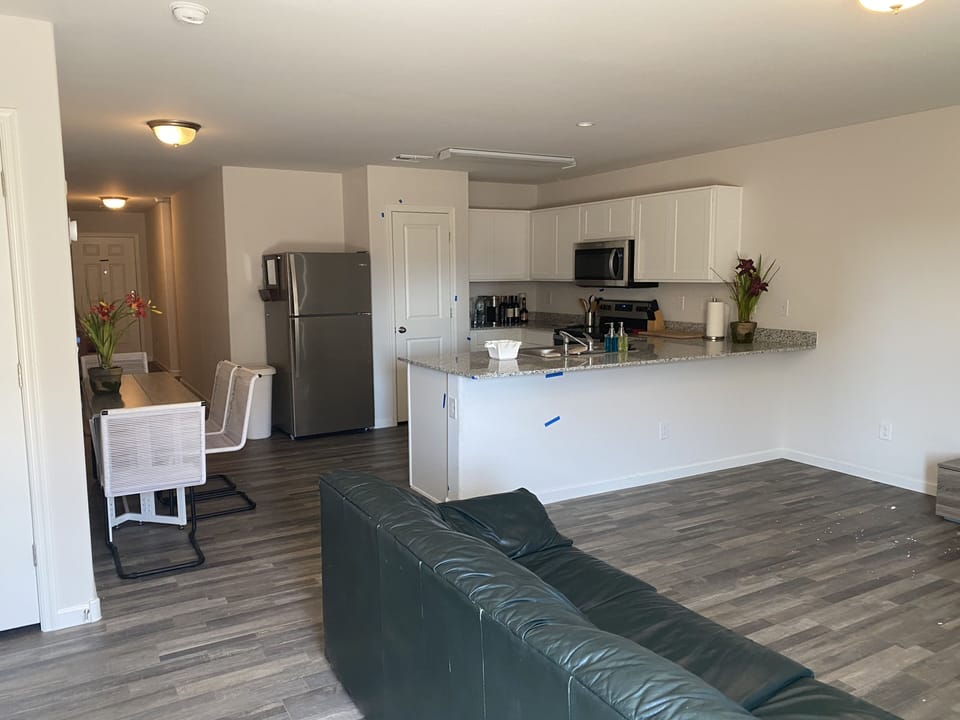 Kitchen/ Dining/ Living Room