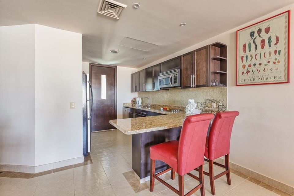 Family Condo | Private kitchen