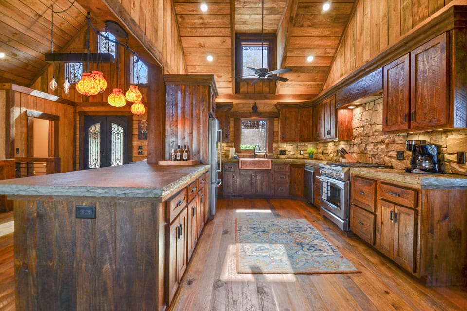 Gourmet kitchen!