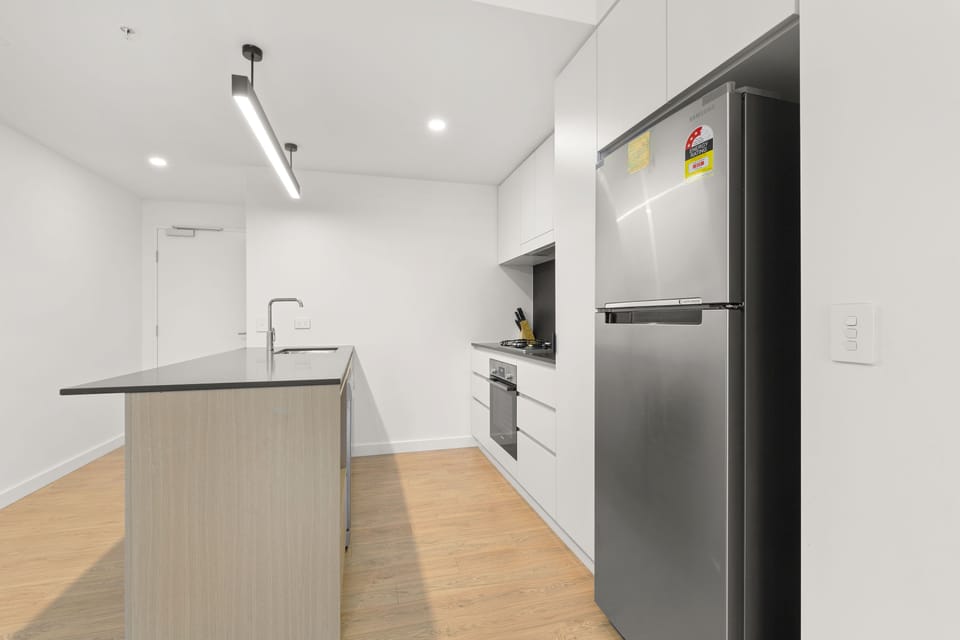 Apartment, 2 Bedrooms | Private kitchen | Full-size fridge, microwave, oven, stovetop