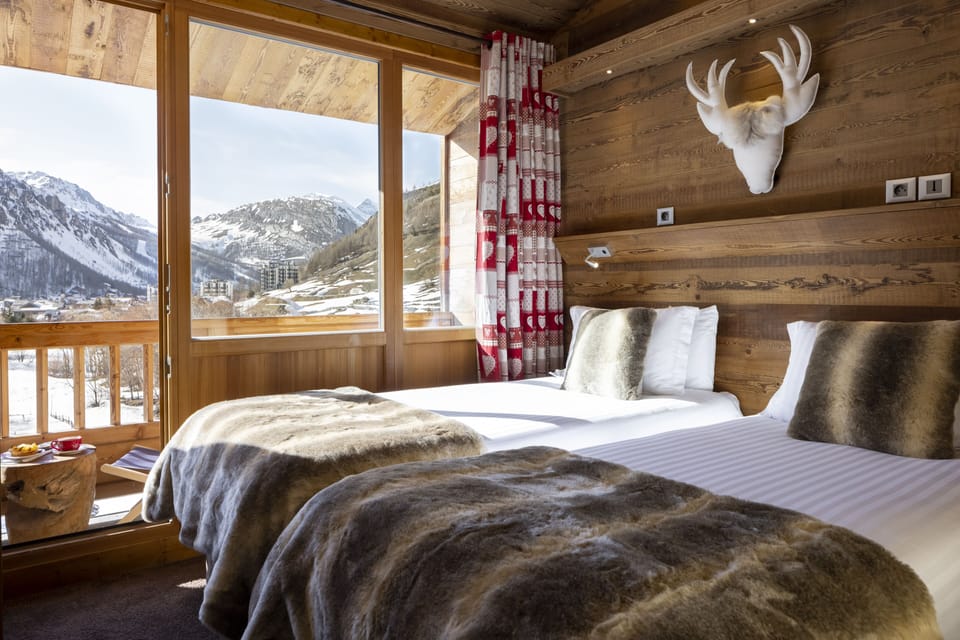Comfort Double Room, 1 Double or 2 Twin Beds | WiFi (free)