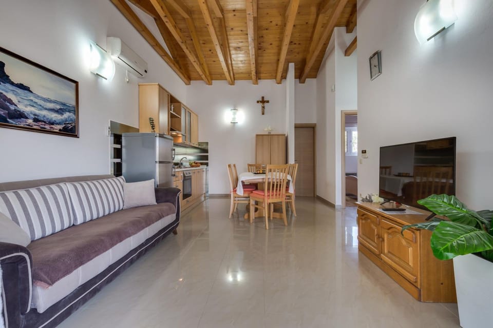 House | 5 bedrooms