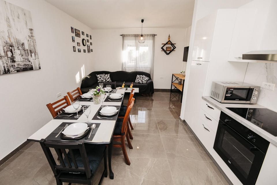 House | 2 bedrooms