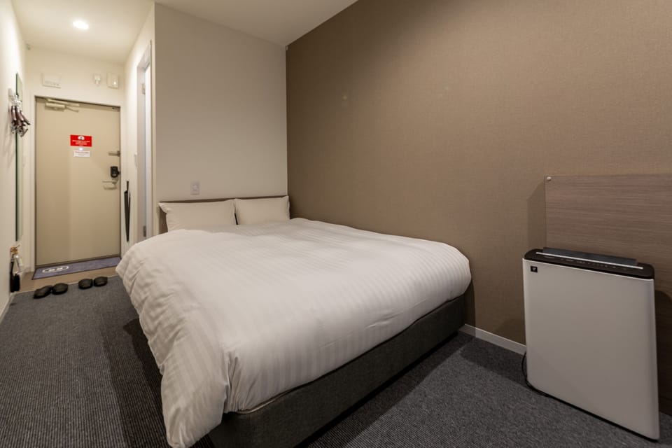 Standard Double Room, Non Smoking (check-in is not available after 11PM) | WiFi (free), bed sheets