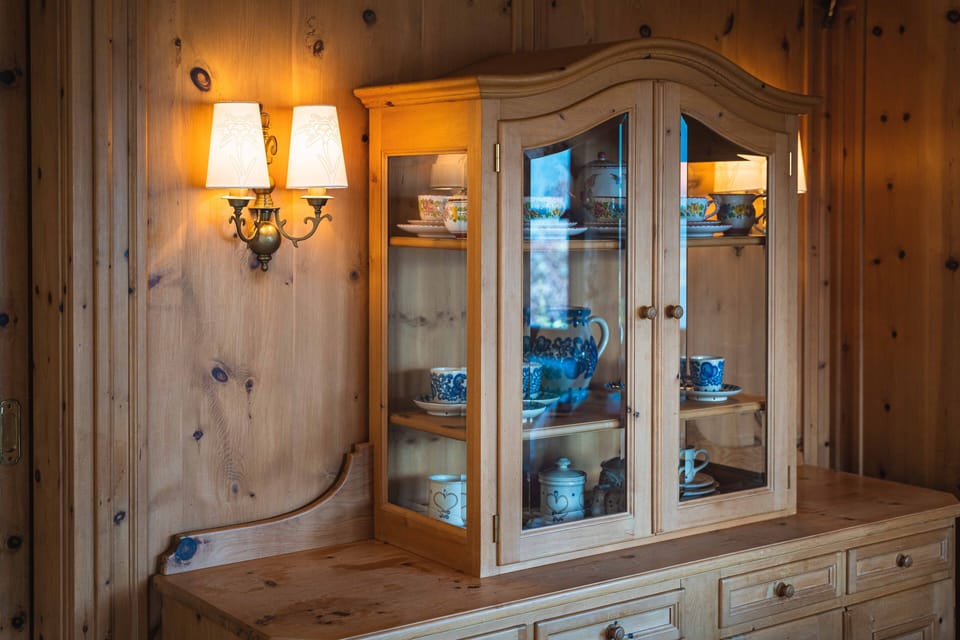 Panoramic Chalet | In-room dining