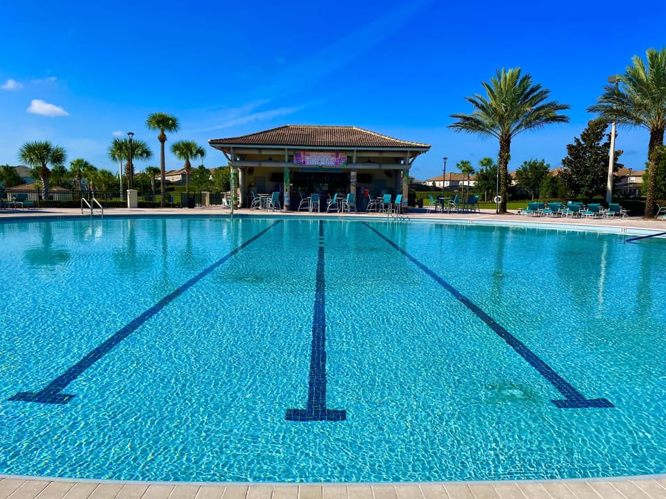 Oasis Club main pool and tiki bar