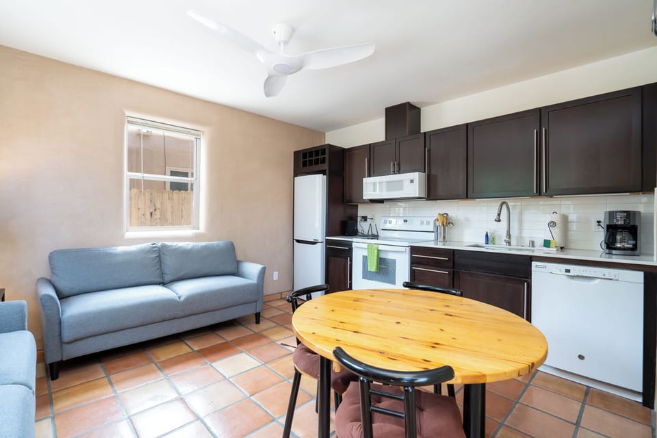 House (1 Bedroom) | Property amenity