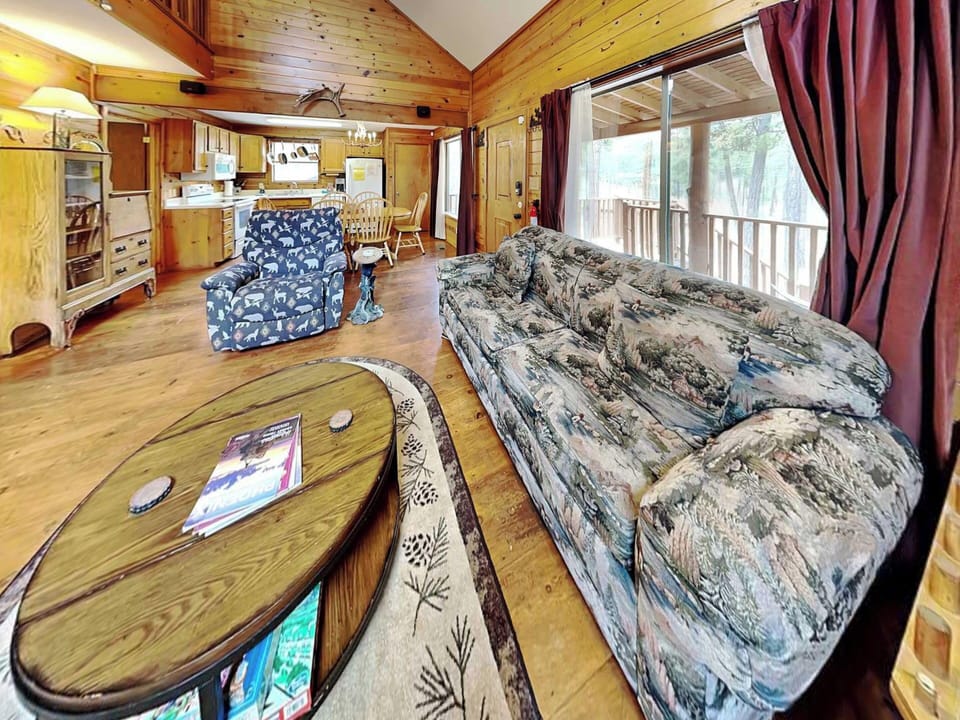Studio (3 Bedrooms) | Property amenity