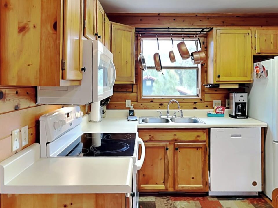 Studio (3 Bedrooms) | Miscellaneous