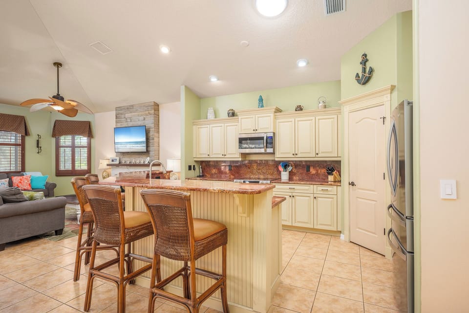 House (3 Bedrooms) | Property amenity