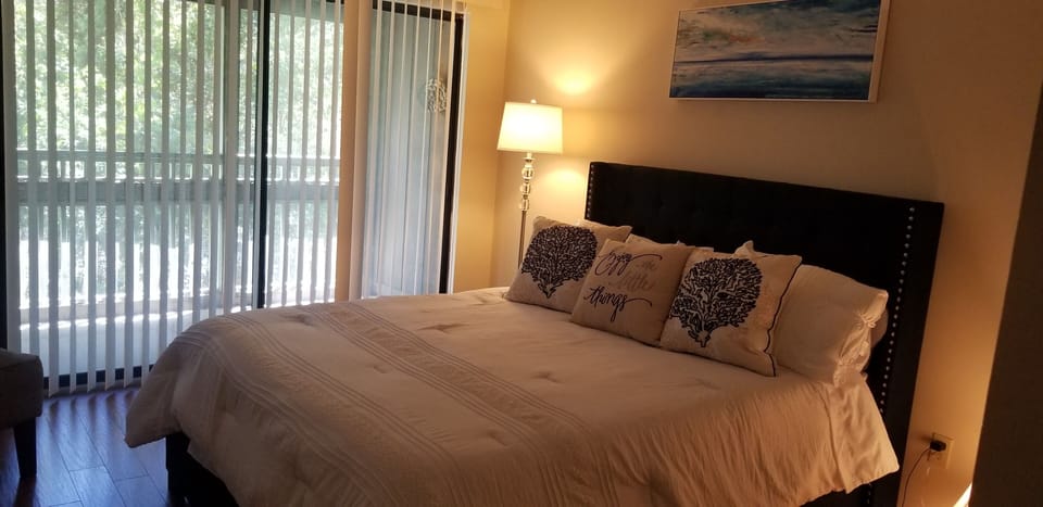 Queen Bed