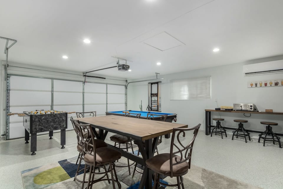 Game room