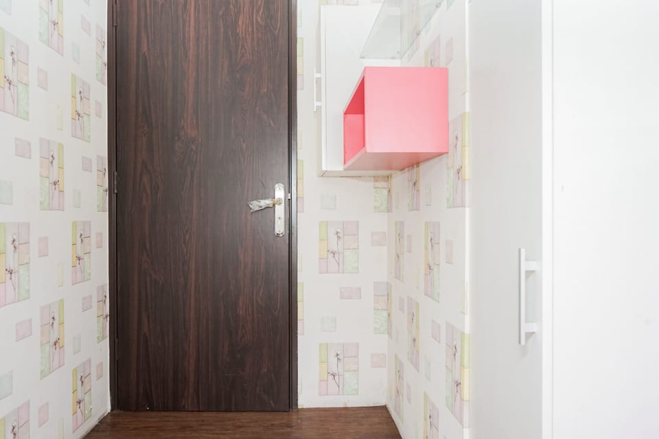 Room | 2 bedrooms, free WiFi, bed sheets