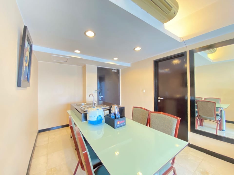 Room | 2 bedrooms, WiFi (free), bed sheets