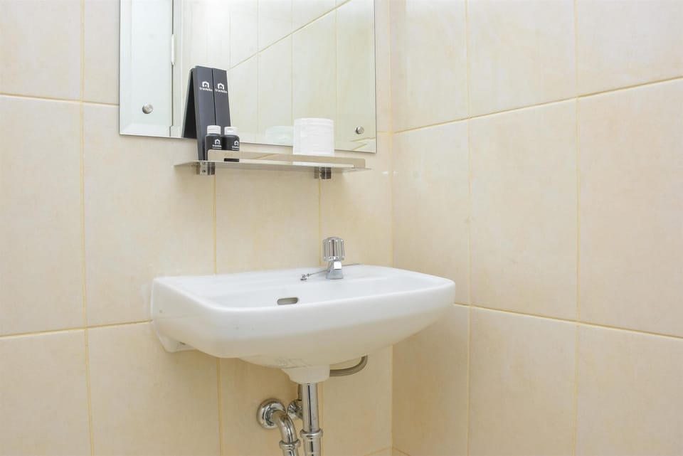 Simple And Comfort Studio At Springlake Summarecon Bekasi Apartment Apartment in West Java