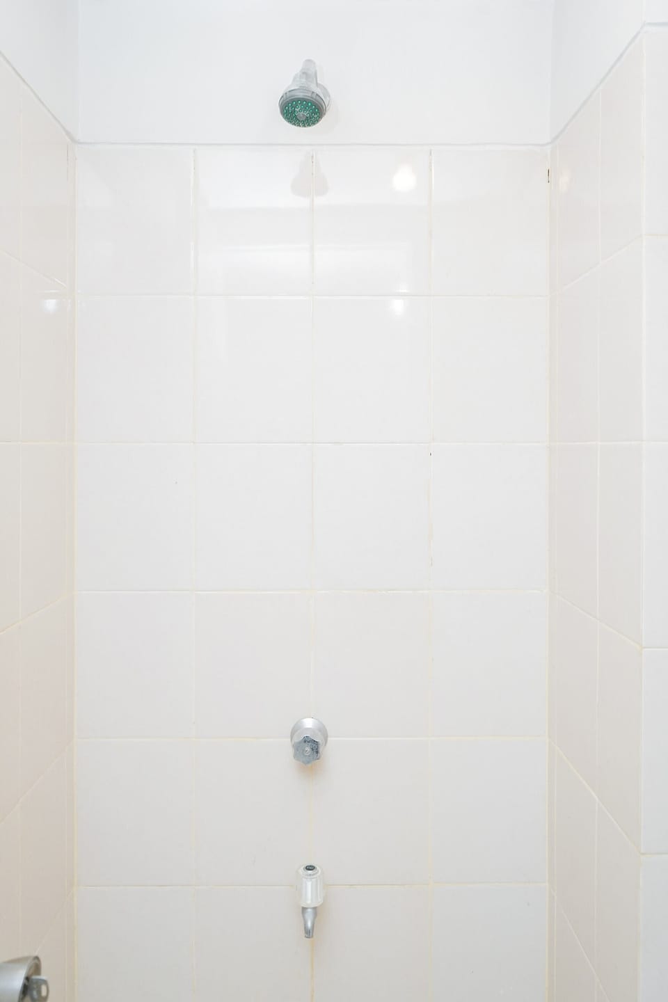 Room | Bathroom | Shower, towels