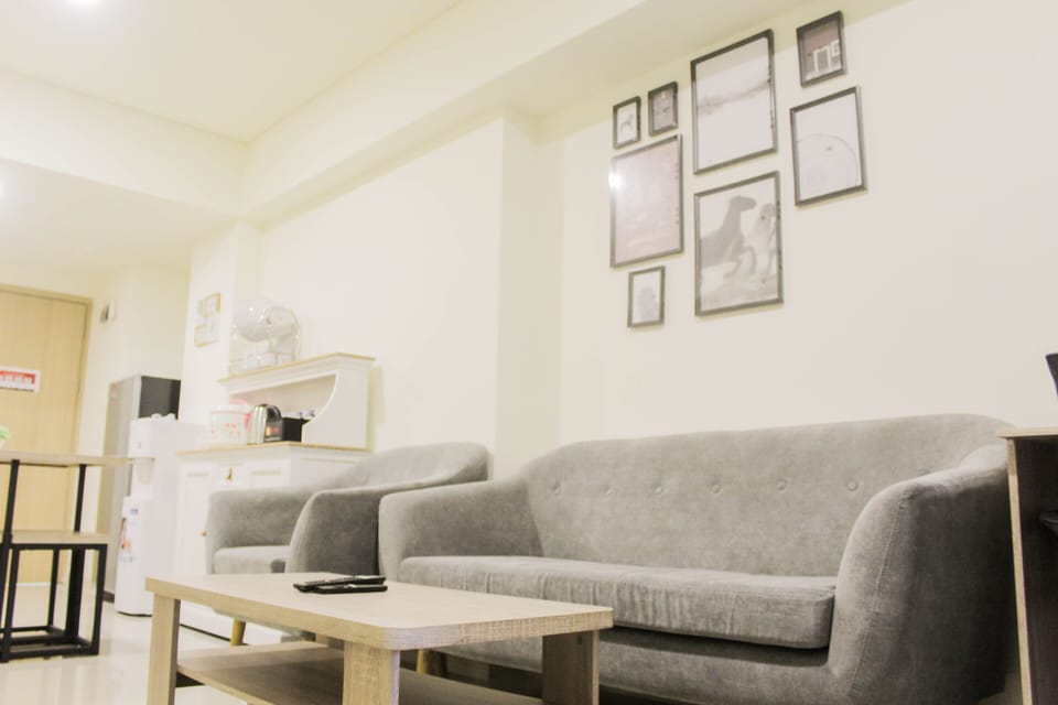 Room | Living room | TV