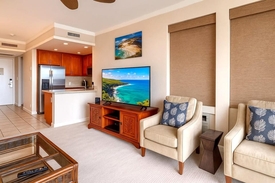 Challenge yourself or a friend on the pristine pickleball and tennis courts at Kapalua Golf Villas. Play surrounded by lush tropical scenery and warm Hawaiian sunshine.