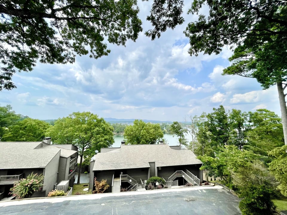 Welcome to your stay at Southshore!