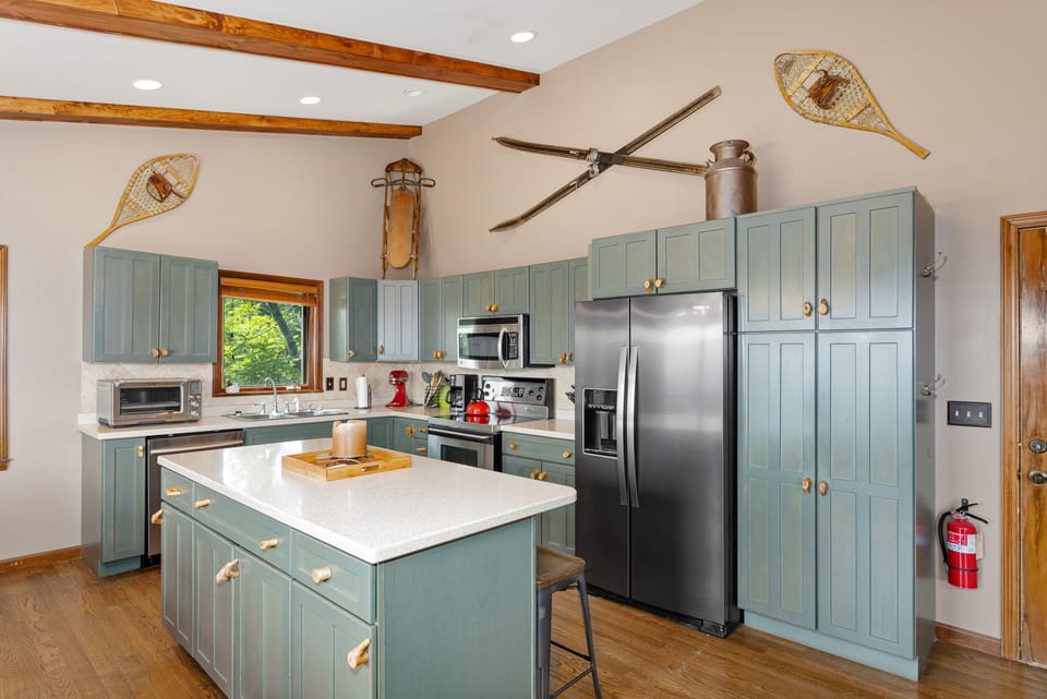 Fresh Kitchen Space