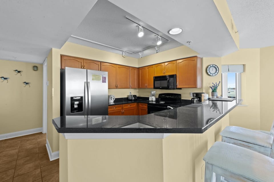 Kitchen Bar 