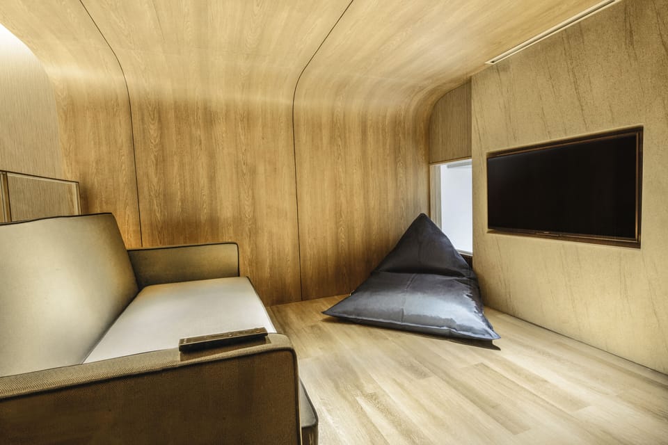Family Loft | Minibar, in-room safe, desk, laptop workspace