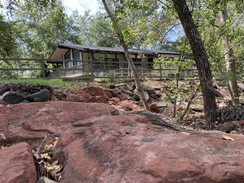 Red rock outcropping overlooking the creek. Deer, Javelina and Ducks nearby.