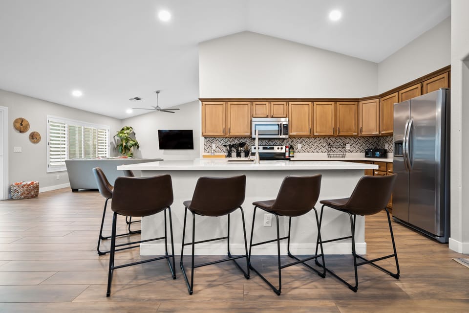 Open concept through the entire living space! 