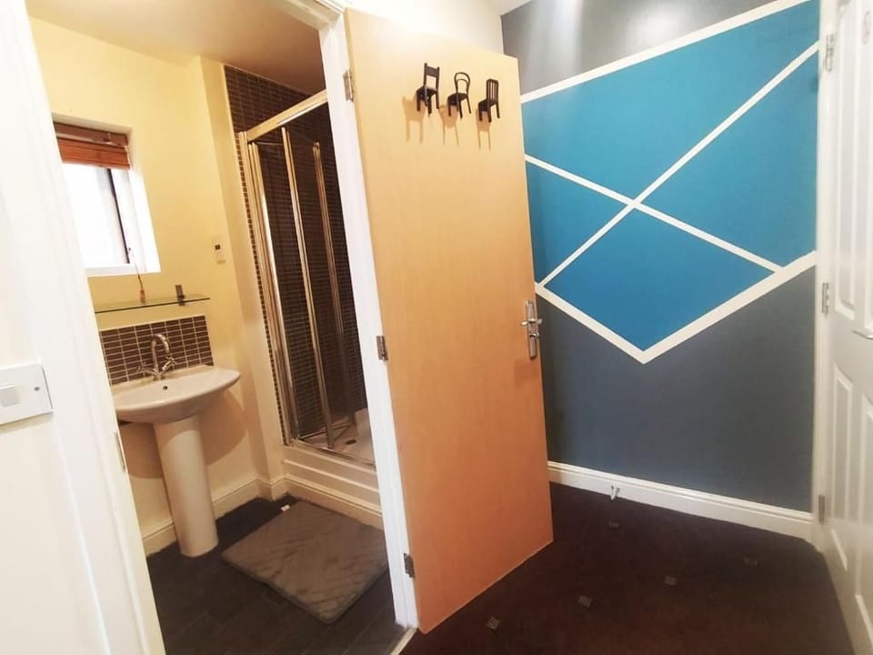 Bankwell Guest House Bed and Breakfast in Stretford
