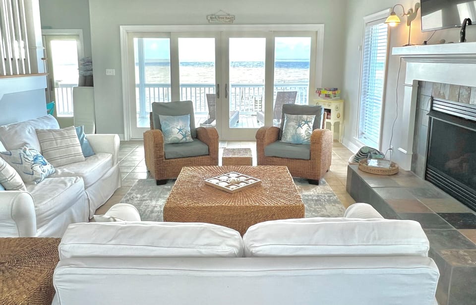 Living Room overlooking the Gulf Of Mexico
