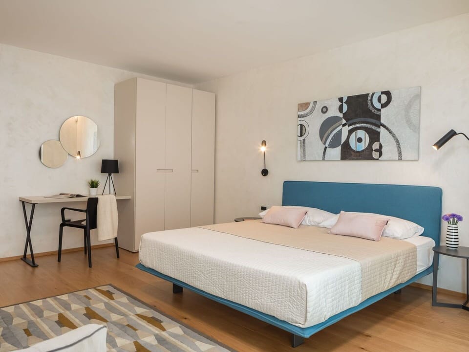 Furniture, Building, Comfort, Azure, Wood, Textile, House, Architecture, Flooring, Interior Design