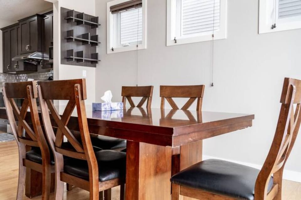 Dinning Table