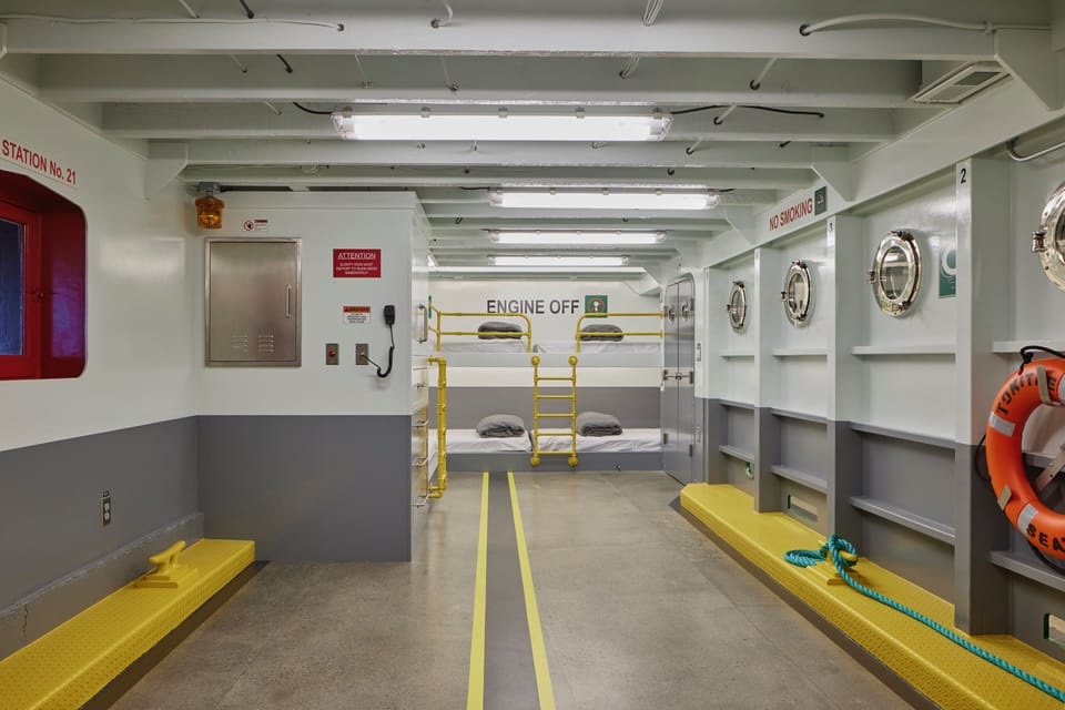 6 beds in this ferry bunk room
