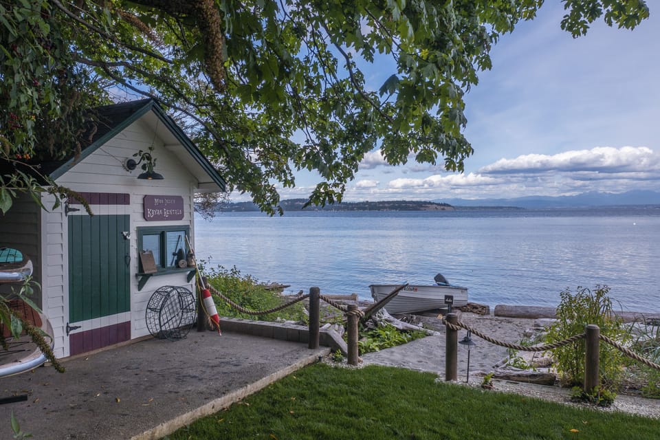 High tide at Ferry Cove